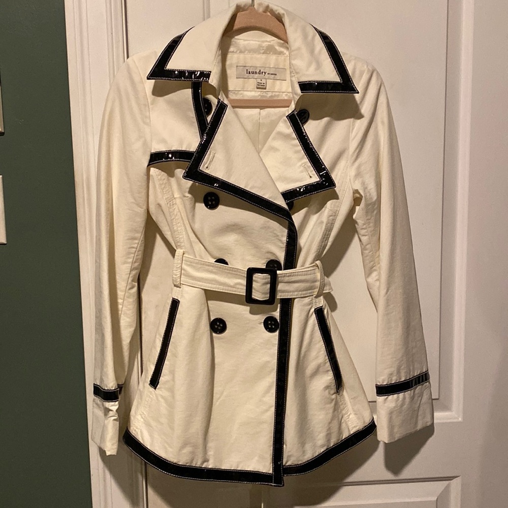 Laundry Rain Jacket